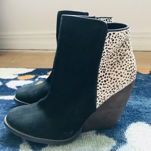 -price drop- Very Volatile Booties